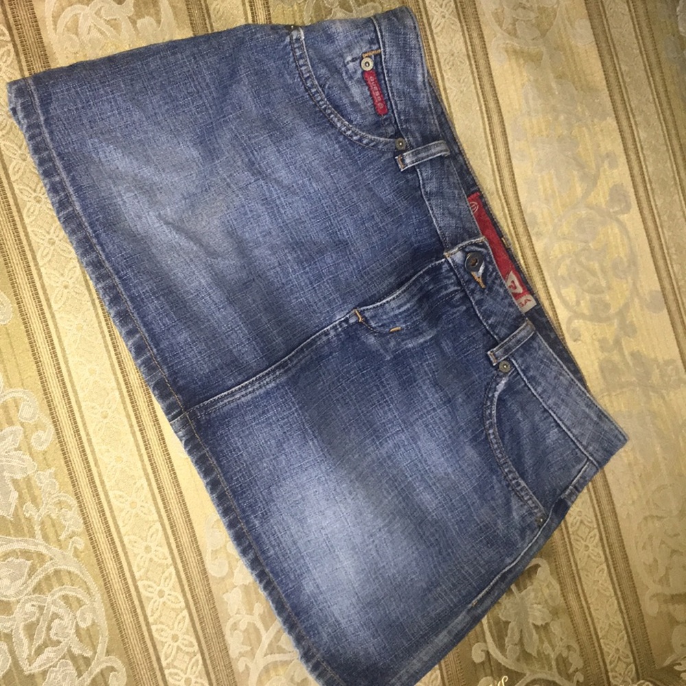Denim Guess mini skirt